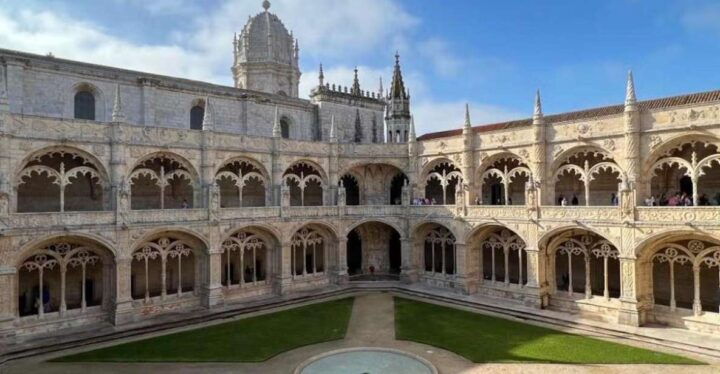 Lisbon: Tour of Belem and Jerónimos Monastery - Experience Highlights