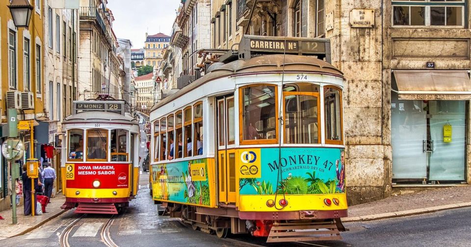 Lisbon: Walking Tour Discovering Rossio, Chiado and Alfama - Itinerary Overview