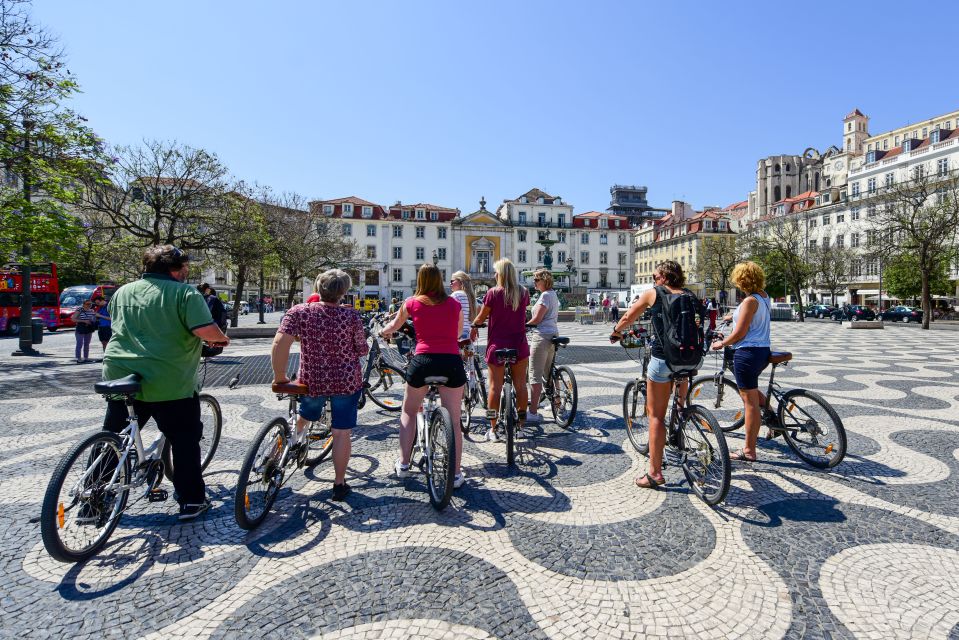 Lissabon: Riverside Light Bicycle Tour in Het Nederlands - Tour Experience