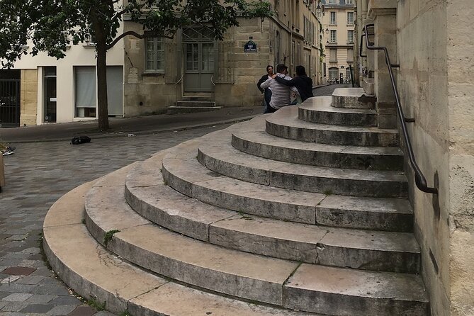 Literary Latin Quarter - Iconic Bookstores