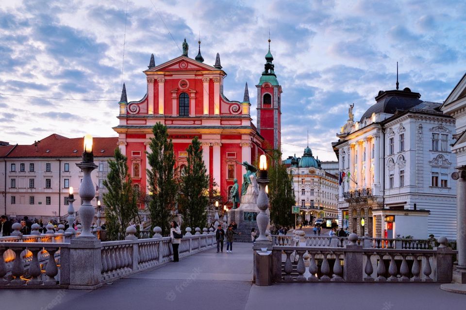 Ljubljana: Self-Guided Audio Tour - Experience Features