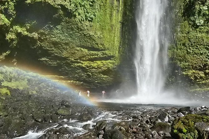 Llanquihue Lake Cirquit - Waterfalls - Scenic Views