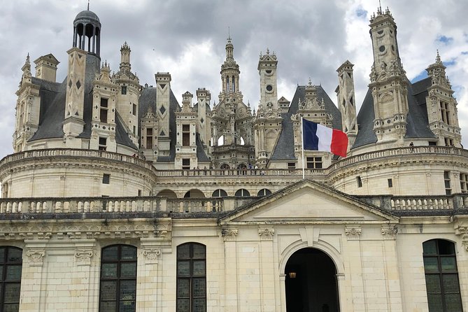 LOIRE VALLEY: Private Day-Trip to Visit Chambord, Cheverny and Chenonceau - Trip Inclusions