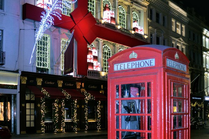 London Christmas Lights Photography Tour - Festive Atmosphere