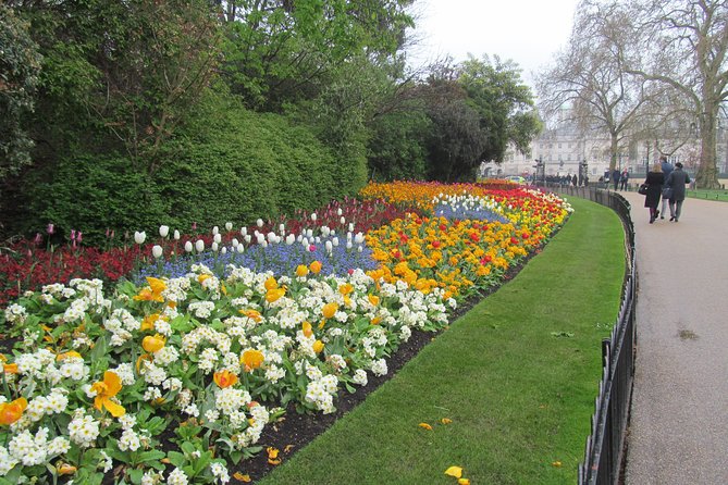 London: Westminster and City Walking Tour With Pub Lunch - Inclusions and Logistics