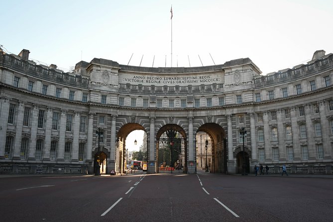 Londons Palaces & Parliament Tour (See Over 20 London Top Sights) - Logistics and Meeting Point