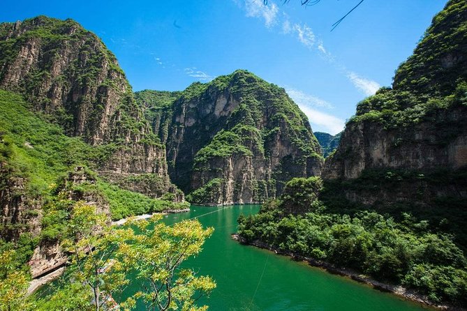 Longqing Gorge and Guyaju Caves Excursion With English Speaking Driver - Itinerary Overview
