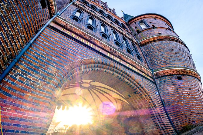 Lübeck: Old Town Highlights Private Walking Tour - Refund Policy