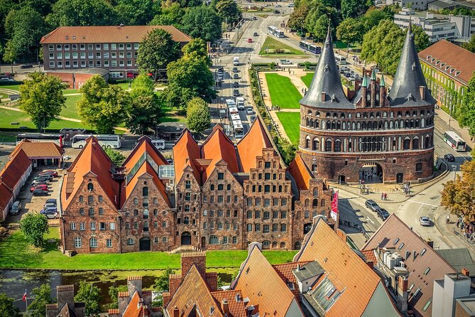 Lubeck Private Walking Tour With A Professional Guide - Traveler Experiences