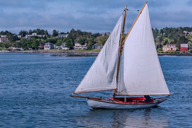 Lunenburg Tour - Pickup Information and Accessibility