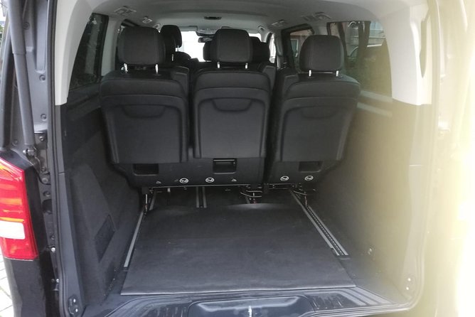 Luxury Minivan From Brussels Airport to the City of Ghent - Infant Seat Availability