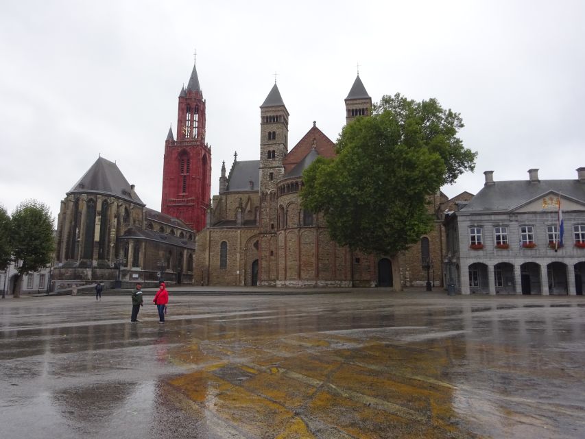 Maastricht Self-Guided Walking Tour & Scavenger Hunt - Booking and Payment Information