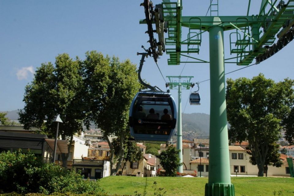 Madeira: Private Monte Tour by Cable Car With Transfer - Tour Experience