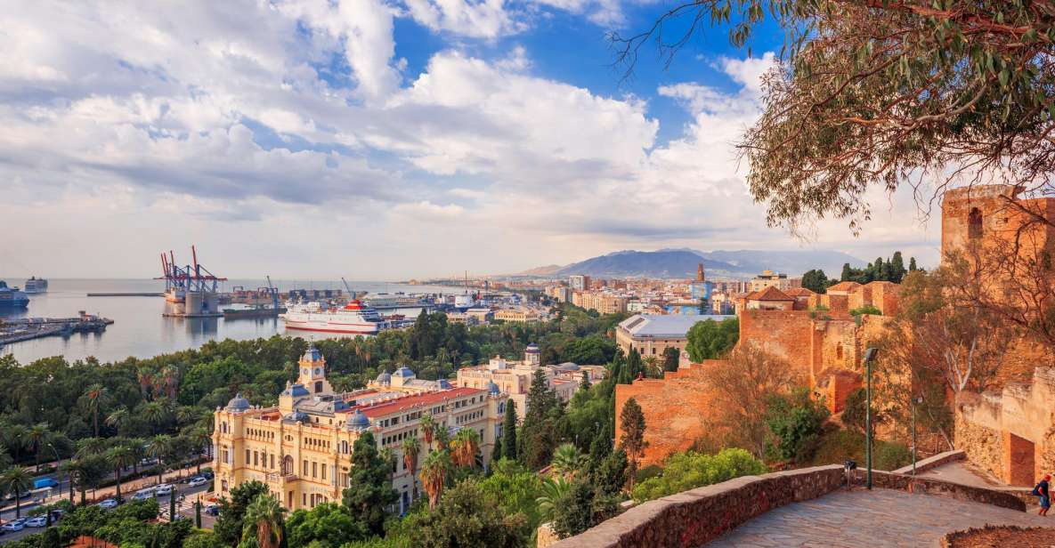 Malaga: Private Exclusive History Tour With a Local Expert - Experience Highlights
