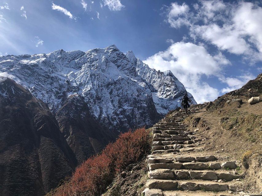 Manaslu Circuit Trek: 12 Days - Itinerary Details