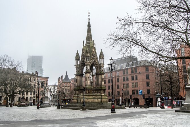 Manchester Scavenger Hunt and Best Landmarks Self-Guided Tour - Scavenger Hunt Details