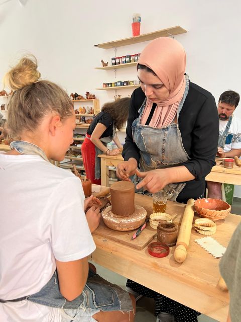 Marrakech: Pottery Workshop With Moroccan Tea - Location and Logistics