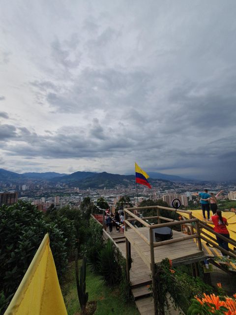 Medellin: Insider City Tour - Experience Highlights