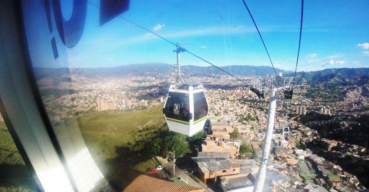 Medellin Metro: Private Tour - Tour Highlights