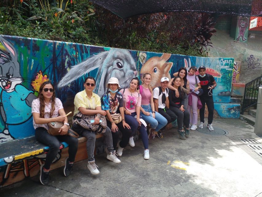 Medellin: New Tour of Neighborhoods, 13 San Javier and 3 Manrique - Itinerary and Highlights