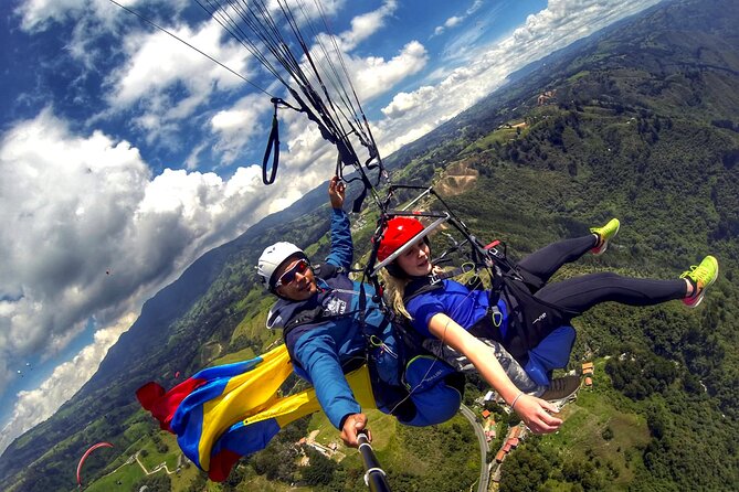 Medellín: Paragliding in the Colombian Andes - Participant Guidelines