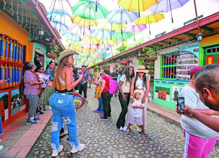 Medellin to Guatape Cultural Tour - Experience Highlights