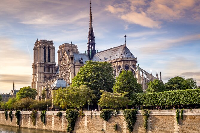 Medieval Landmarks of Paris Walking Tour - Hidden Medieval Gems