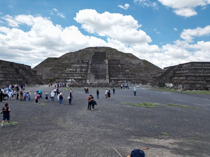 Mexico City: Teotihuacan Guided Day Trip With Liquor Tasting - Tasting Experience