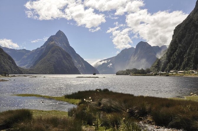 Mitre Peak Helicopter Scenic Flight From Milford Sound - Sightseeing Highlights