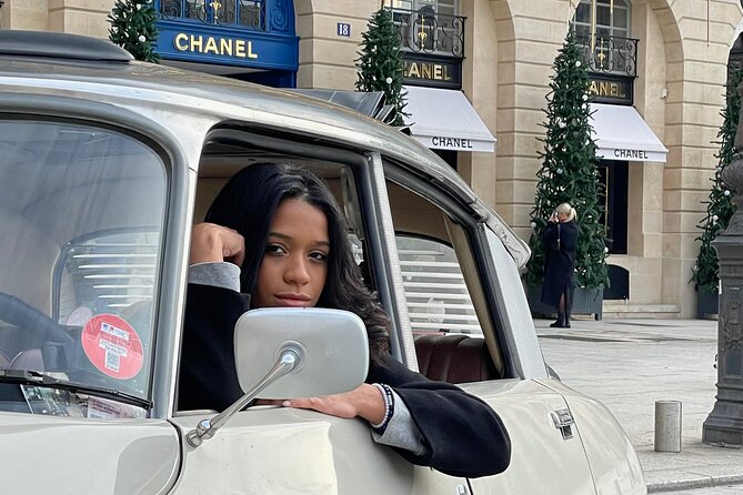 Montmartre 70s Tour Aboard a Classic Citroën DS With Open-Roof - Open-Roof Experience