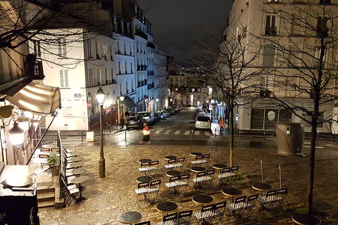 Montmartre by Night Private Tour - Exclusive Nighttime Experience in Montmartre