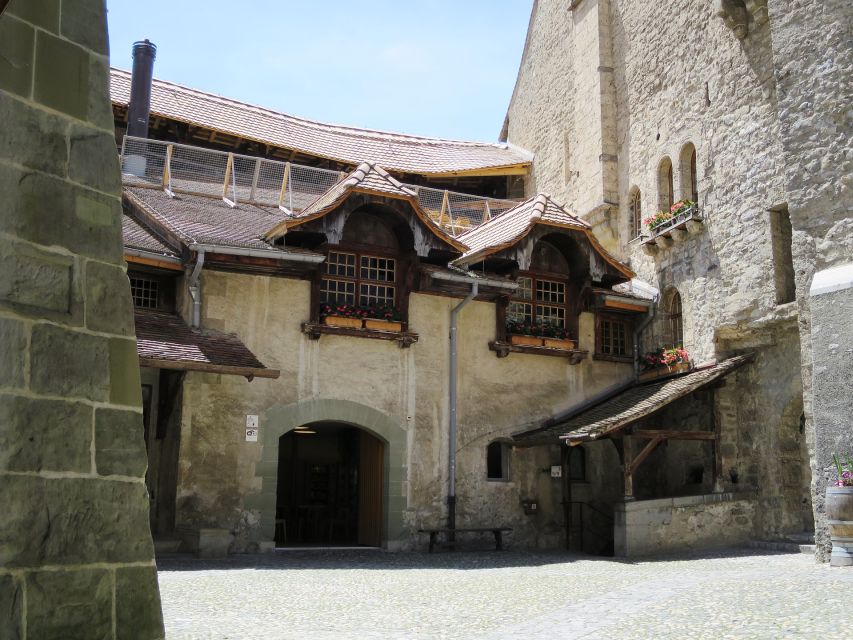 Montreux - Private Tour With Visit to Castle - Experience Highlights