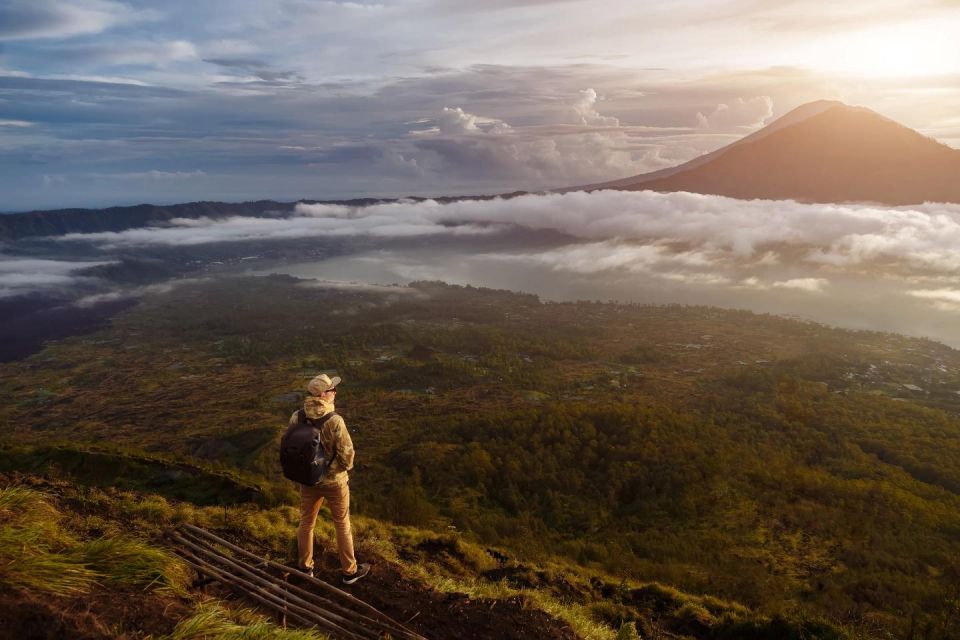 Mount Batur: Sunrise Trek & Ubud's Best Sights Experience - Detailed Itinerary