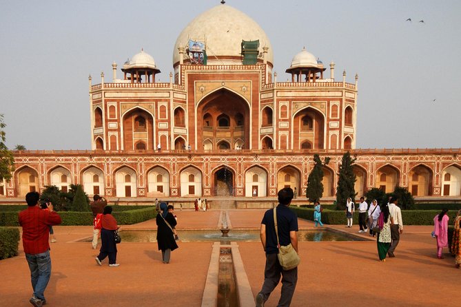 Mughal Heritage Tour Including Lodhi Garden, Humayun Tomb and Akshardham Temple - Guided Tour Itinerary and Highlights