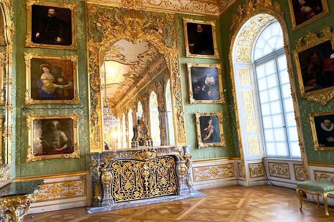 Munich Residenz Museum Tickets and 2,5-hour Guided Tour - Restrictions and Additional Items