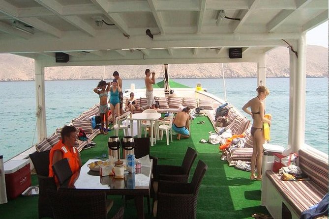 Musandam Dibba Cruise With Buffet Lunch - Itinerary Highlights