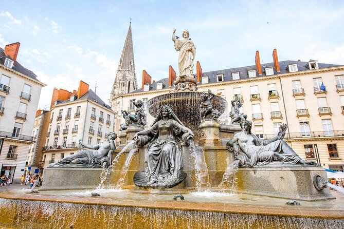 Nantes : Private Walking Tour With A Local - Meeting and Pickup Details