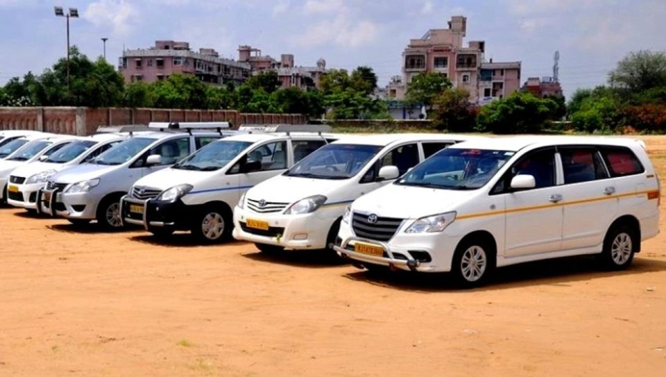 New Delhi: One-Way Transfer Hotel To Airport - Transfer Experience