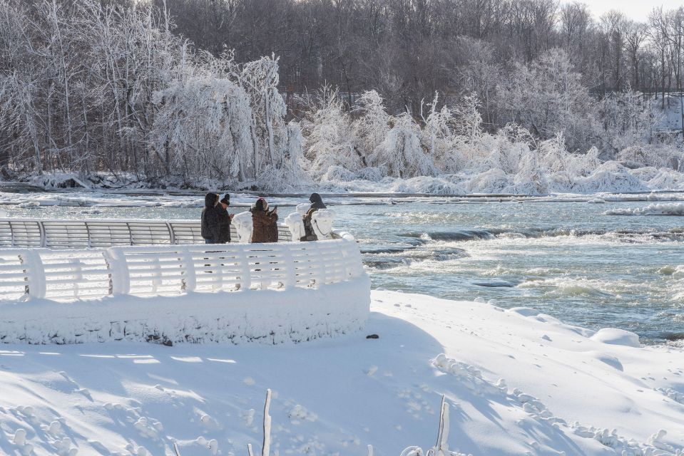 Niagara Falls: Winter Wonderland Multinational Excursion - Winter Experience Details