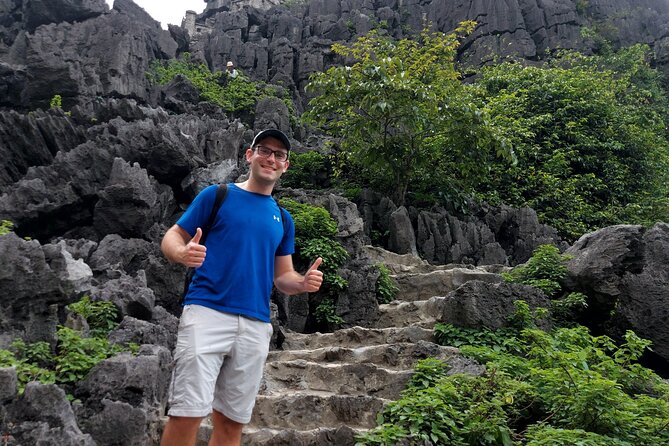 Ninh Binh Full Day Tour Group 8 (Trang An- Bich Dong- Mua Cave) - Lunch and Rest Break