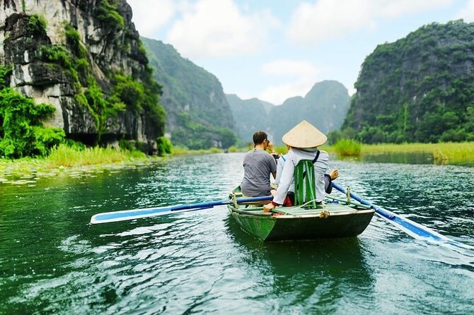 Ninh Binh Guided Day Trip by Limousine Bus With Lunch  - Hanoi - Traveler Experience