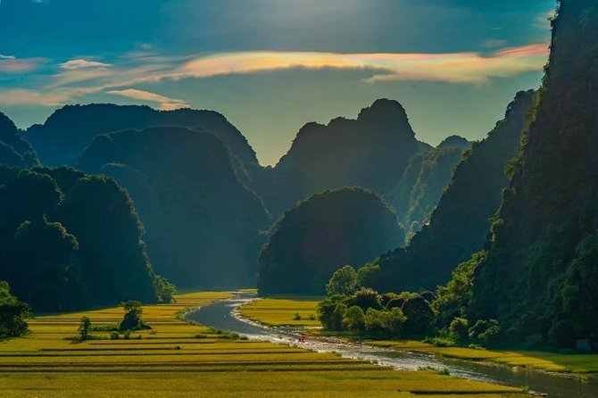 NINH BINH MEMORABLE DAY: Hoa Lu, Mua Cave, Boat Trip Tam Coc, Trang an Optional - Itinerary Overview