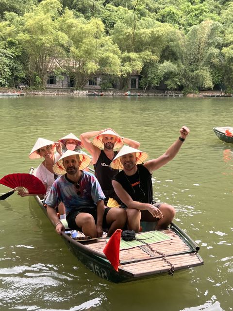 Ninh Binh Tour: Full-Day Hoa Lu and Tam Coc Boat Tour - Highlights of Hoa Lu Exploration