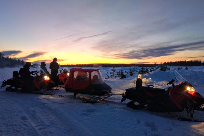 Northern Lights Hunting by Snowmobile (Private Tour) - Northern Lights Viewing