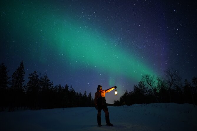 Northern Lights Hunting Photography in Rovaniemi Finland - Photography Equipment Essentials