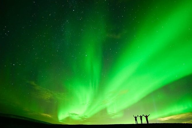 Northern Lights Minibus Tour From Reykjavik Including Free Photos - Cancellation Policy Details