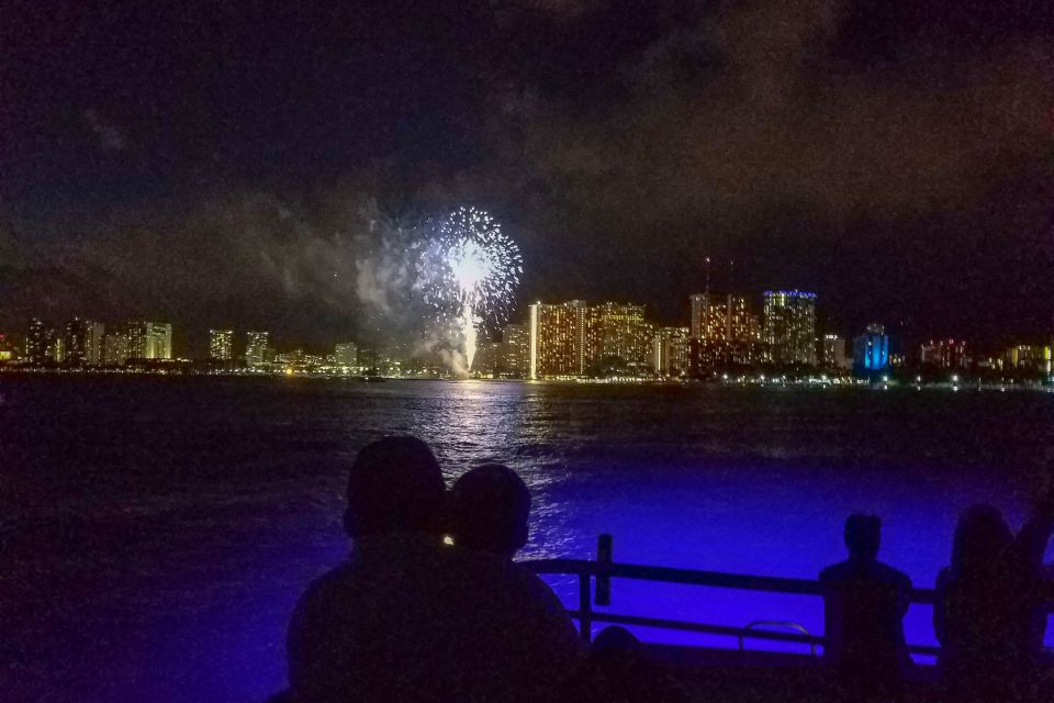 Oahu: Waikiki BYOB Friday Night Fireworks Cruise - Experience Highlights