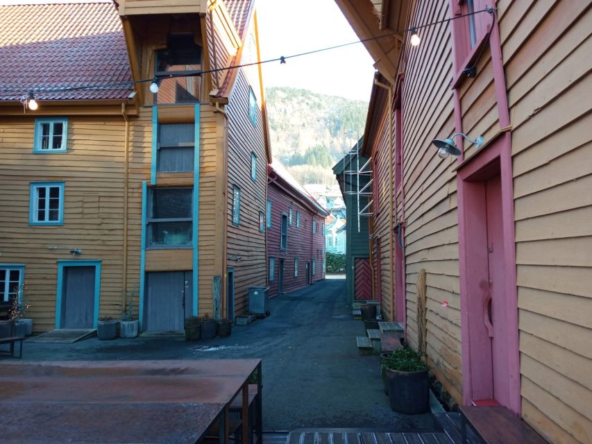 Off the Beaten Track in Bergen: A Self-Guided Audio Tour - Experience Highlights