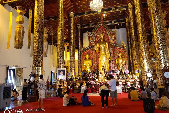 Old City & Temples Tour Doi Suthep Temple & Famous Cnx. Lunch - Lunch Inclusion Details