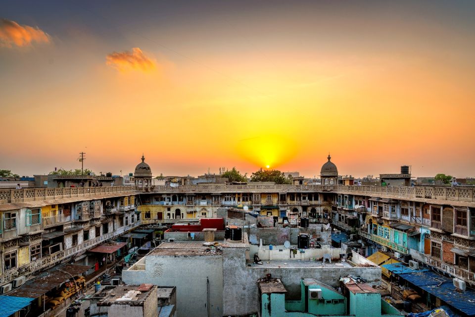 Old Delhi Half-Day Walking Tour With Car Transfers - Experience Highlights and Inclusions